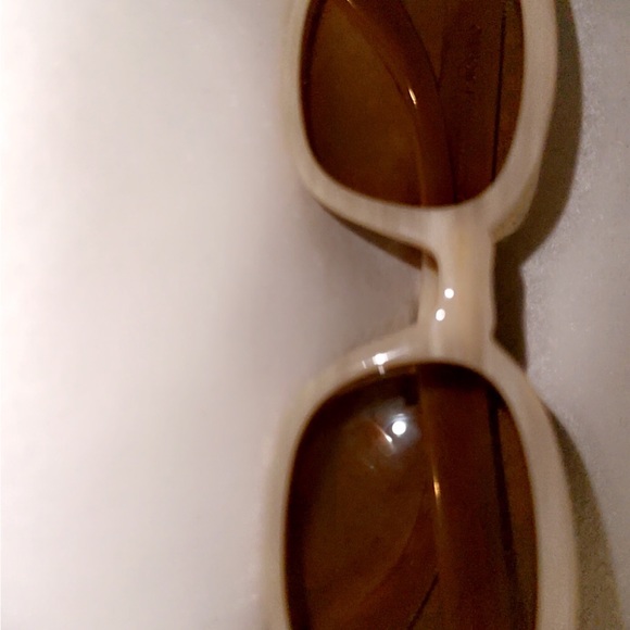 Gucci sunglasses - Picture 3 of 3